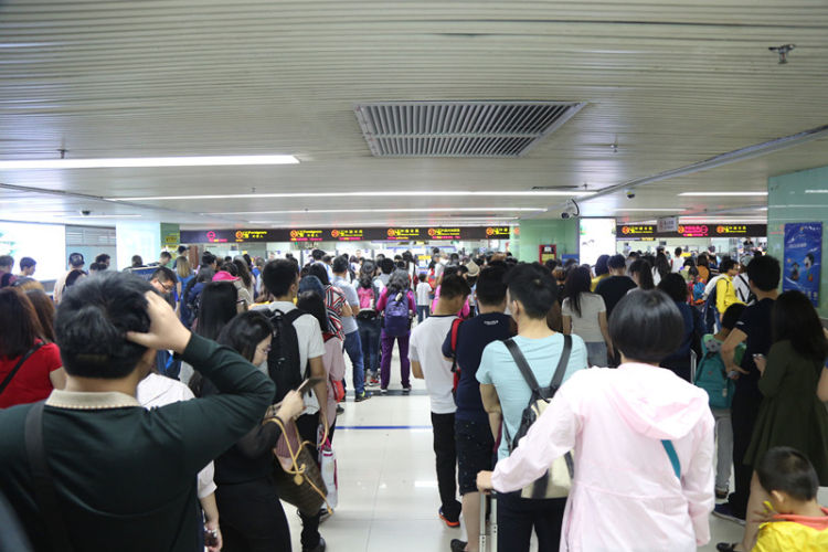 场站深圳罗湖口岸预约车接送